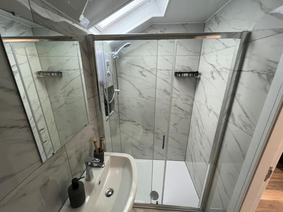 New 2 Bed Preston City Centre Flat - Sleeps 4 Exterior foto